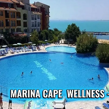 Marina Cape & Wellness-relax Nr 30-10 *
