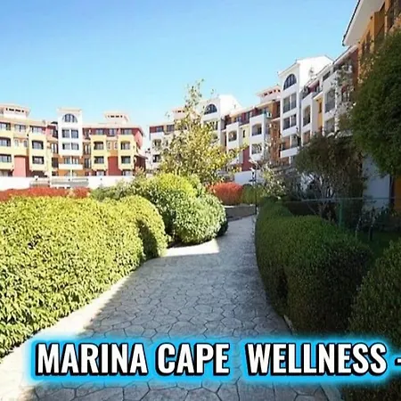 Marina Cape & Wellness-relax Nr 30-10 *