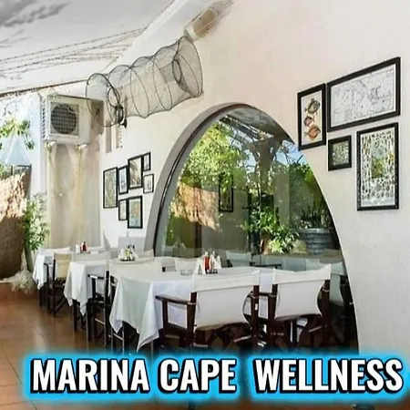 Marina Cape & Wellness-relax Nr 30-10 *